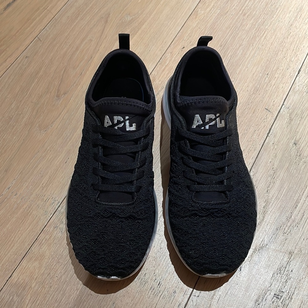APL techloom black sneakers